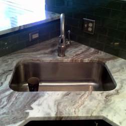 Dazzling Quartzite Moderne Kitchen - Products