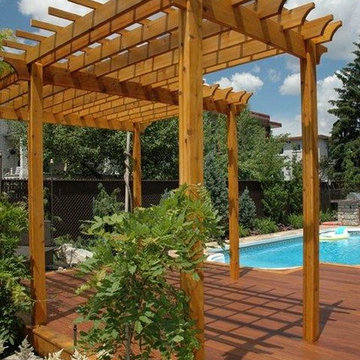 Ipe and Cedar Deck for Cote St. Luc Pool