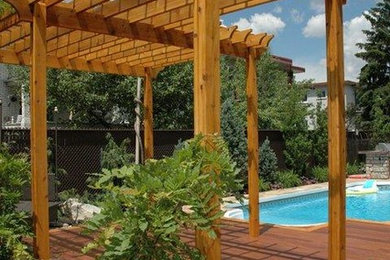 Ipe and Cedar Deck for Cote St. Luc Pool
