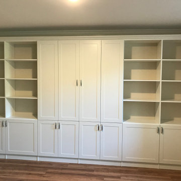Entertainment Center with Foldable Cabinets for TV