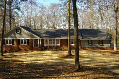 Inspiration for a timeless exterior home remodel in Atlanta