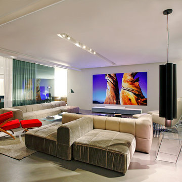Sony 4K Ultra Short Throw Projector at ddc NY