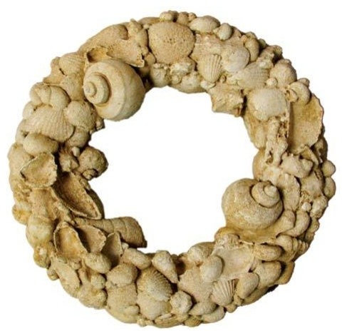 Shell Wreath Garden Display - Beach Style - Garden Statues And Yard Art ...