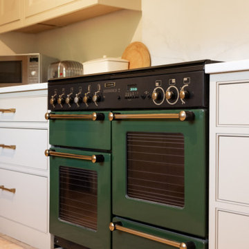 Classic In-Frame Inset Bead Shaker Kitchen