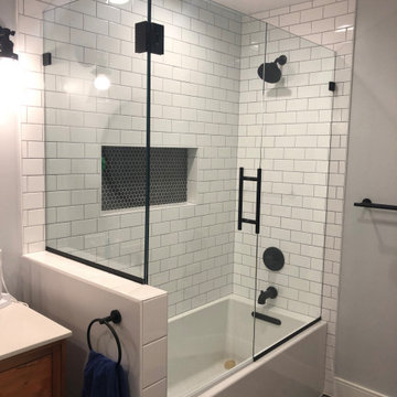 Frameless Tub Enclosure - Matt Black U-channel