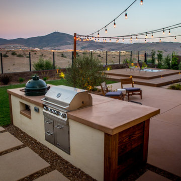 Ample Space To Entertain - Del Sur Family Friendly Design