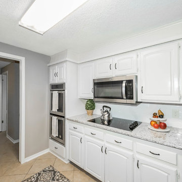 Gorgeous Updated Home in South Tulsa Family Neighborhood