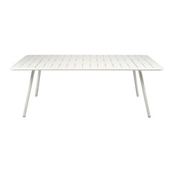 Luxembourg Table - 56" - 82" - Outdoor Dining Tables