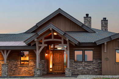 Design ideas for a rustic house exterior in Other.