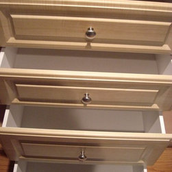 Walk-in Closets 5 - Dresser Valets And Organizers