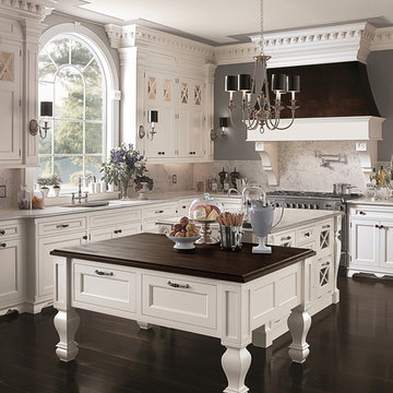 Southampton White Kitchen by Woodmode