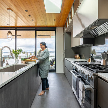 KIRKLAND KITCHEN DESIGN & PEDINI CABINETRY