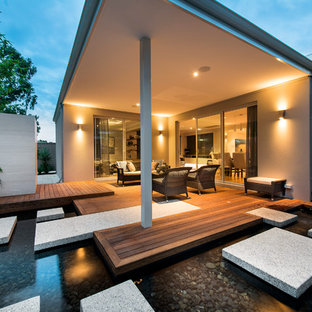 パースのコンテンポラリースタイルのおしゃれなデッキの写真