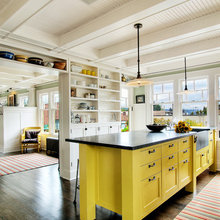 Kitchen cabinet and upper cabinet