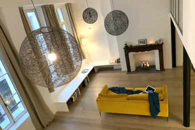 Idée de décoration pour une grande maison urbaine.