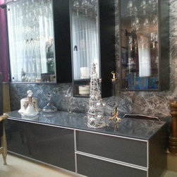 Meuble sur mesure et verrerie - Products