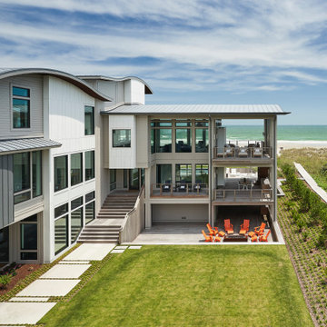 Oceanfront Courtyard and Outdoor Living on Figure Eight Island
