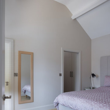 Extension in Rathfarnham connecting old and new biuilding