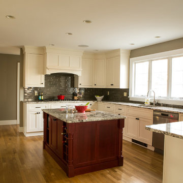 Mid-Century Modern in Wickford Highlands