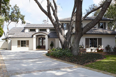 Example of a classic exterior home design in Orlando