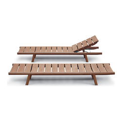 Roda Orson Lounger - Outdoor Chaise Lounges
