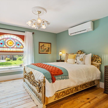 The Hummingbird Luxury Coach House