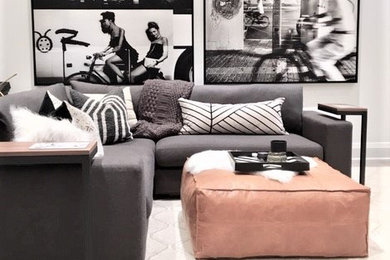 Trendy basement photo in Toronto