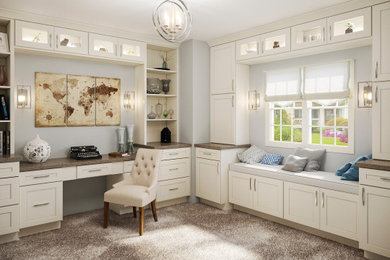 Inspiration for a timeless living room remodel in Atlanta