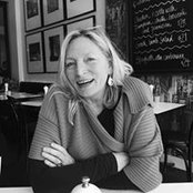Roz Mackay's photo