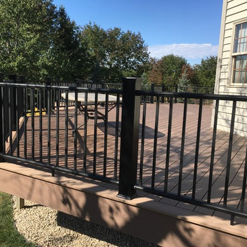 Mesquite Composite with Aluminum Rails.