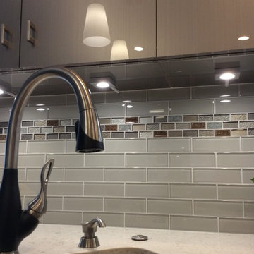 Backsplash with Accent Tile