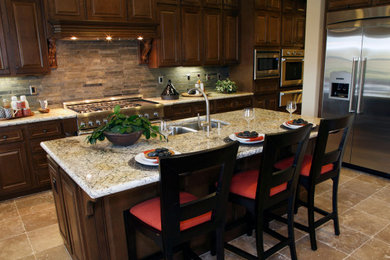 Example of a kitchen design in New York