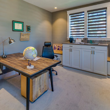 Office with built-in cabinets, Bend, Oregon