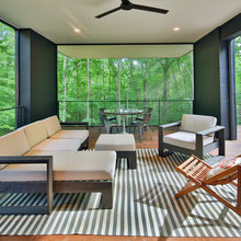 Screened in porch