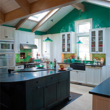 An Artitistic Chilmark Compound