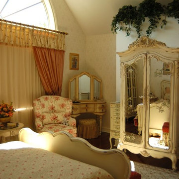 Youth Bedroom - Traditional