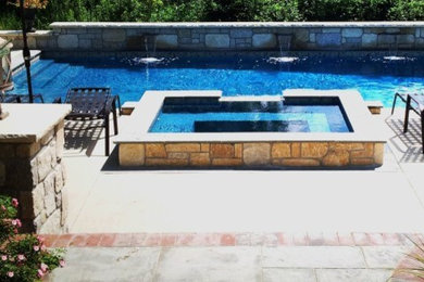 Elegant pool photo in Kansas City