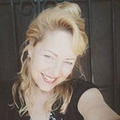 justine tenzeldam's photo