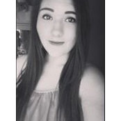 Nelly Zamarron's photo