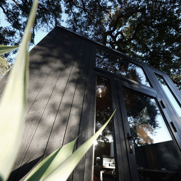 Backyard Studio Shed for Working/Playing