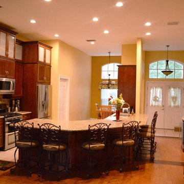 Lutz Kitchen