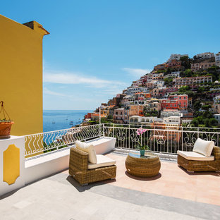 他の地域の地中海スタイルのおしゃれなデッキの写真