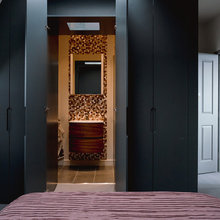 En-suite Bath And Bedroom