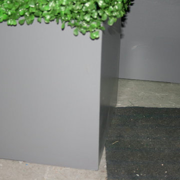 Artificial Hedges for Palm Springs Apartment Complex
