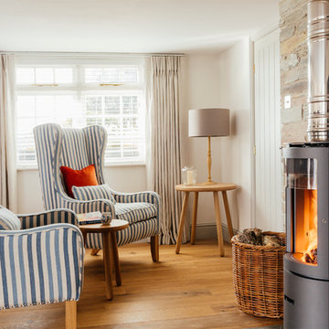 Rock cottage snug