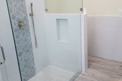 Inspiration for a contemporary bathroom remodel in Miami