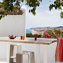 белый средиземноморский дом