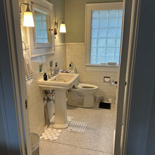 Bathroom 1 (rennovated)