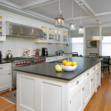 Beacon Street 2: Kitchen