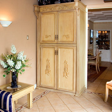 Handcrafted cabinet- Marsella